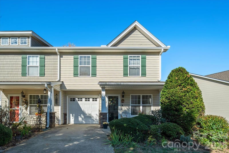 57 Old Salem Court, Fletcher, NC - 3 beds, 2.5 baths, 1,411 sqft - $280,000