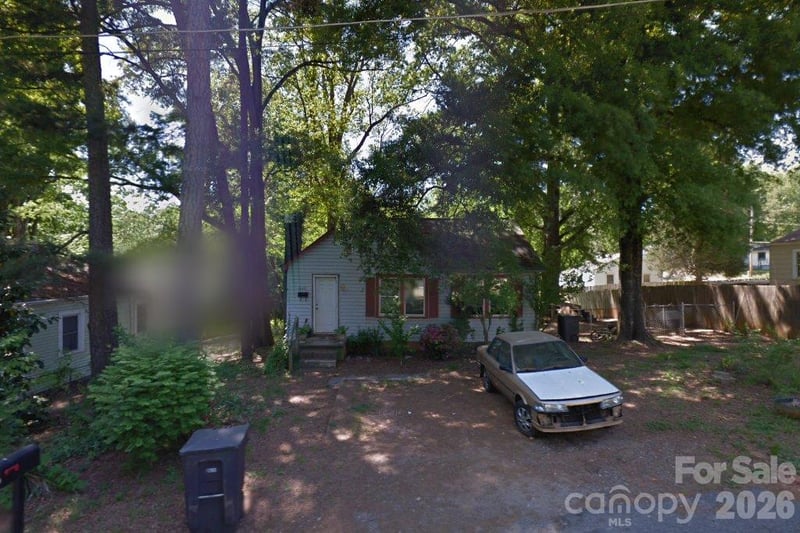 1800 5th Street, Statesville, NC - 3 beds, 1 bath, 1,085 sqft - $70,000