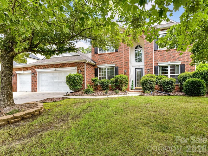 1788 Oakmont Drive, Denver, NC - 5 beds, 3 baths, 3,508 sqft - $675,000