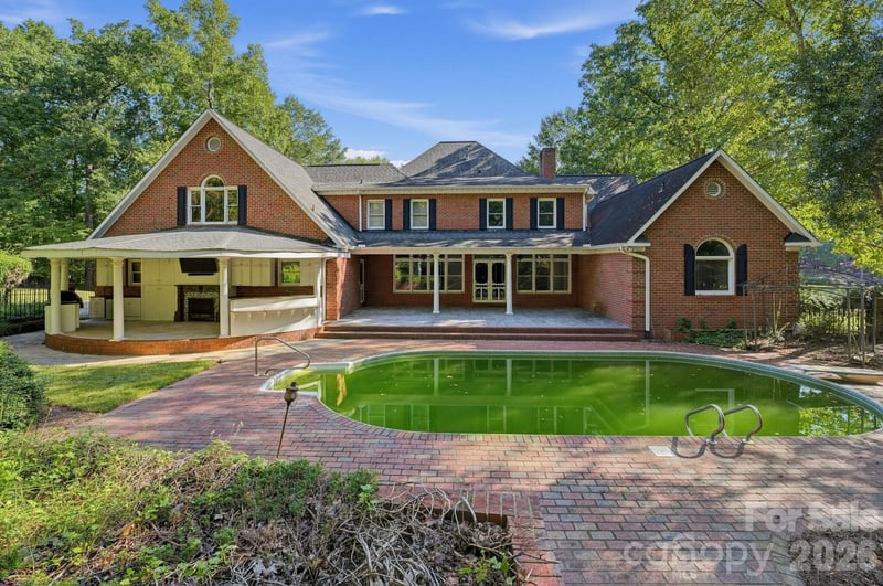 1933 Tara Trail, Lancaster, SC - 5 beds, 3.5 baths, 5,704 sqft - $815,000
