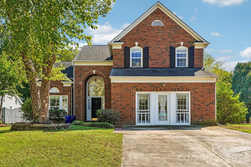 11207 Livingston Mill Road, Charlotte, NC - 3 beds, 2.5 baths, 2,541 sqft - $435,000