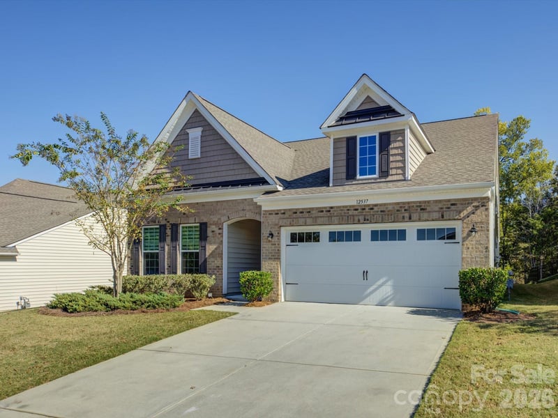 12537 Belmont Mansion Drive Apt 379, Charlotte, NC - 4 beds, 3 baths, 2,956 sqft - $539,000