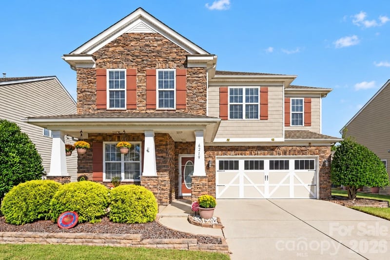 6219 Adobe Road, Charlotte, NC - 5 beds, 2.5 baths, 2,815 sqft - $685,000