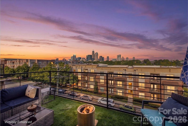12107 Brooklyn Avenue, Charlotte, NC - 3 beds, 3.5 baths, 1,906 sqft - $580,000