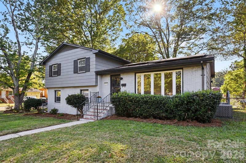 6301 Spring Garden None, Charlotte, NC - 3 beds, 2.5 baths, 1,970 sqft - $337,000