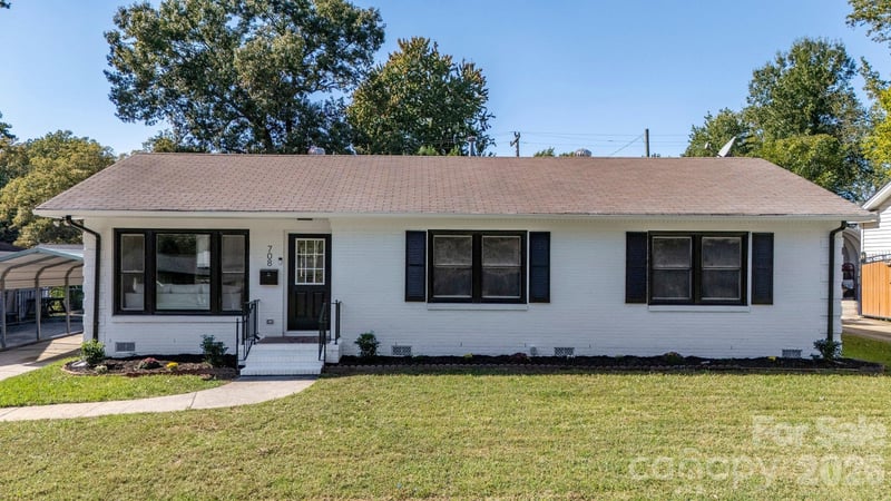 708 Aintree Road, Charlotte, NC - 3 beds, 2 baths, 1,389 sqft - $429,900