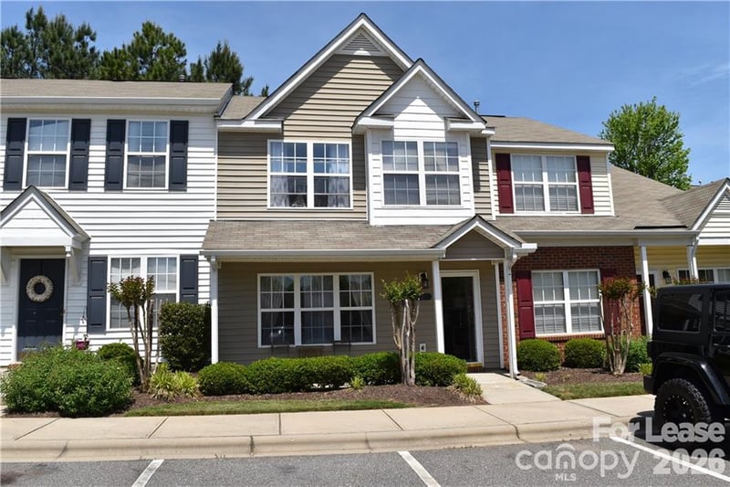 116 Mangum Circle, Mooresville, NC - 3 beds, 2.5 baths, 1,370 sqft - $1,540/mo