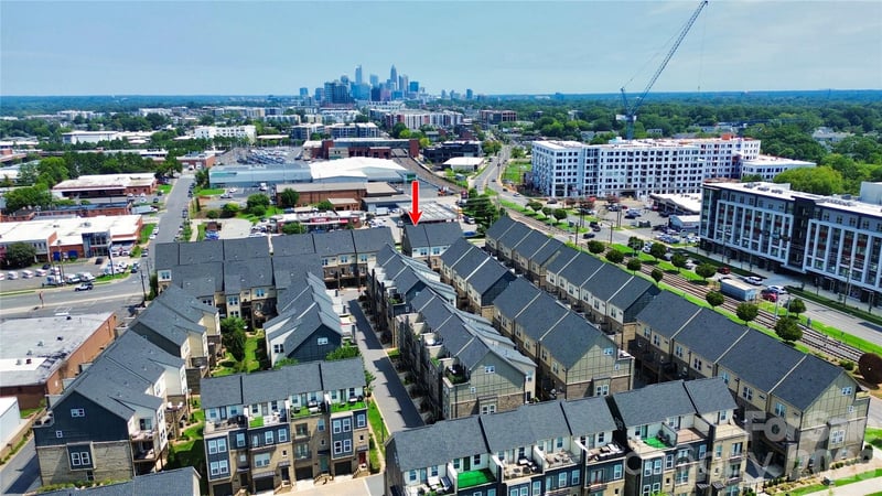 2614 Grand Union Way, Charlotte, NC - 3 beds, 3.5 baths, 1,950 sqft - $649,500