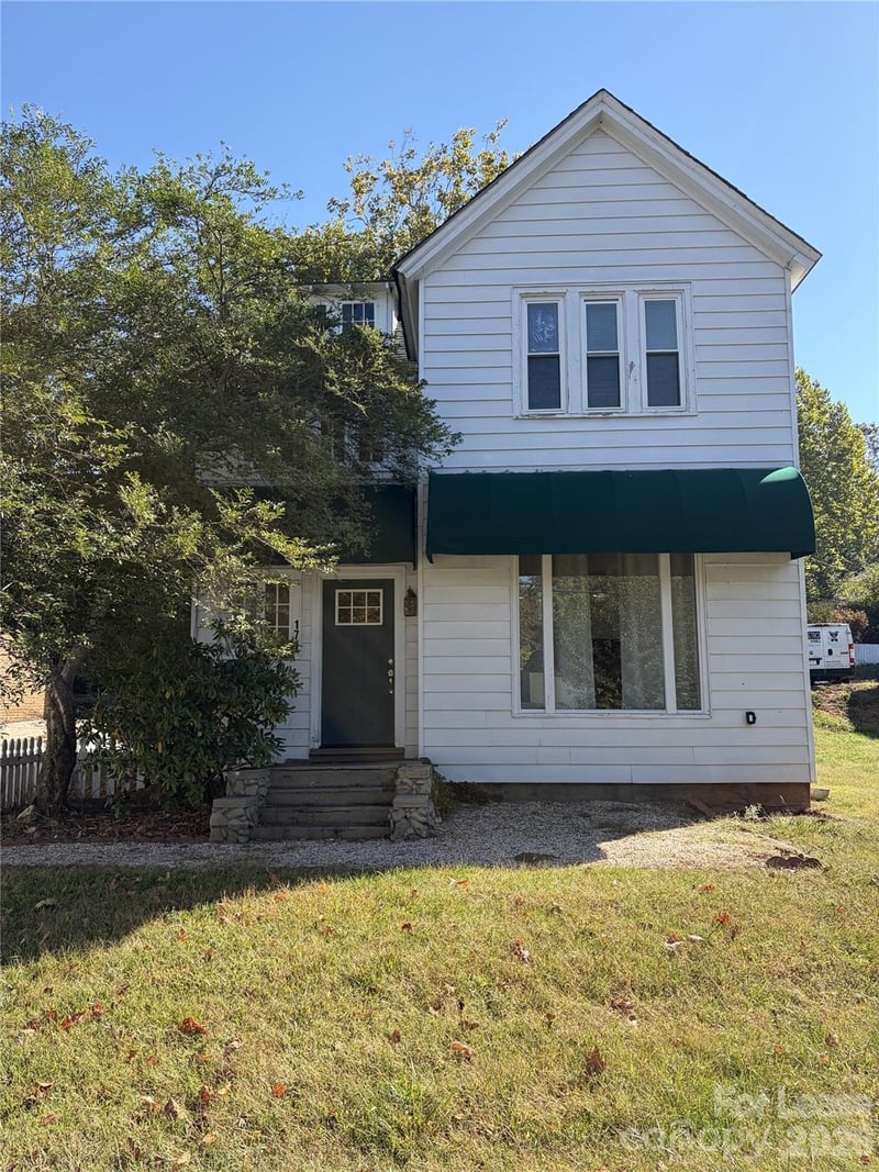 171 Charlotte Street, Asheville, NC - 2 baths - $2,500/mo