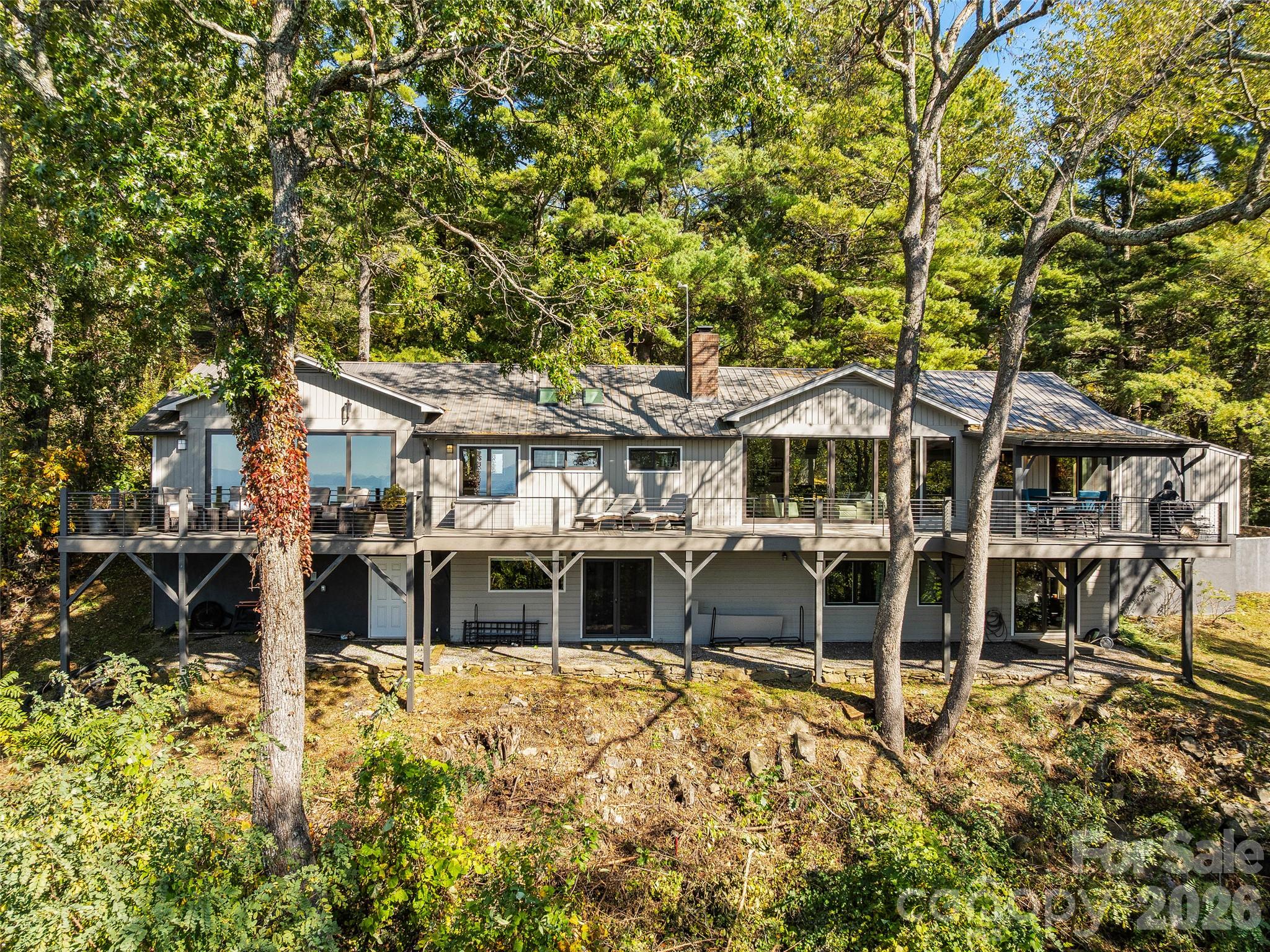 21 Peach Knob Dr, Asheville, NC 28804. property listing photo