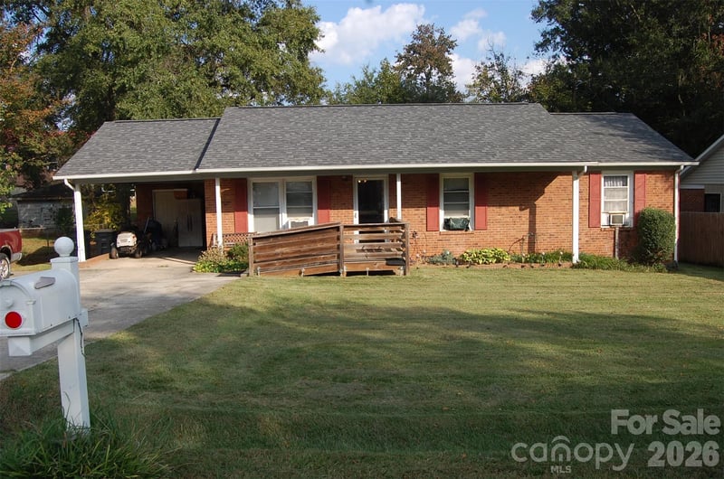 2920 Springdale Avenue, Kannapolis, NC - 3 beds, 1.5 baths, 1,175 sqft - $219,000