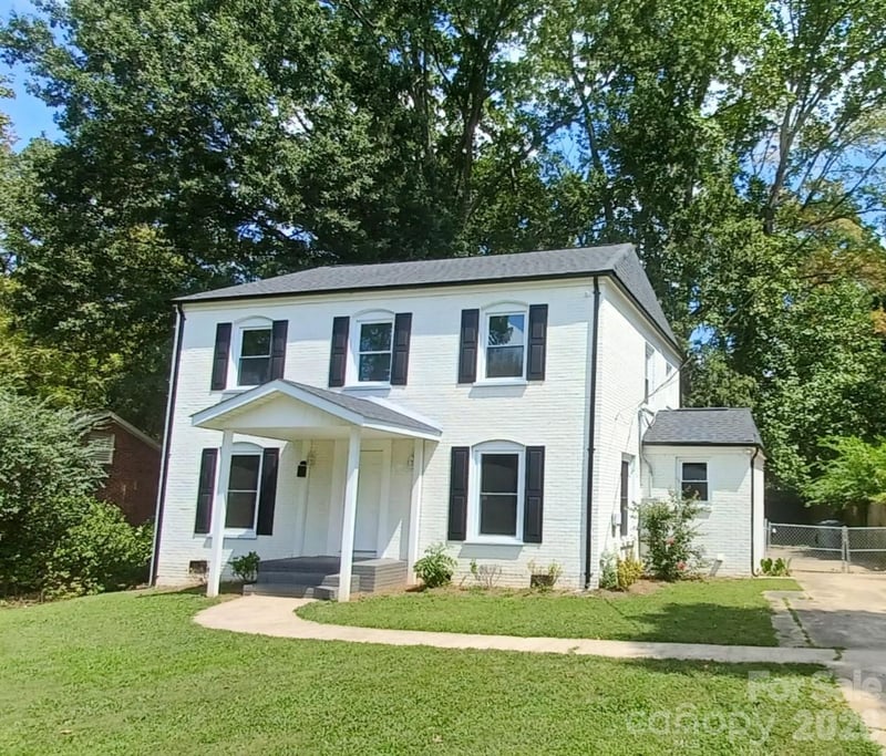 5717 Ruth Drive, Charlotte, NC - 3 beds, 2.5 baths, 1,700 sqft - $399,900
