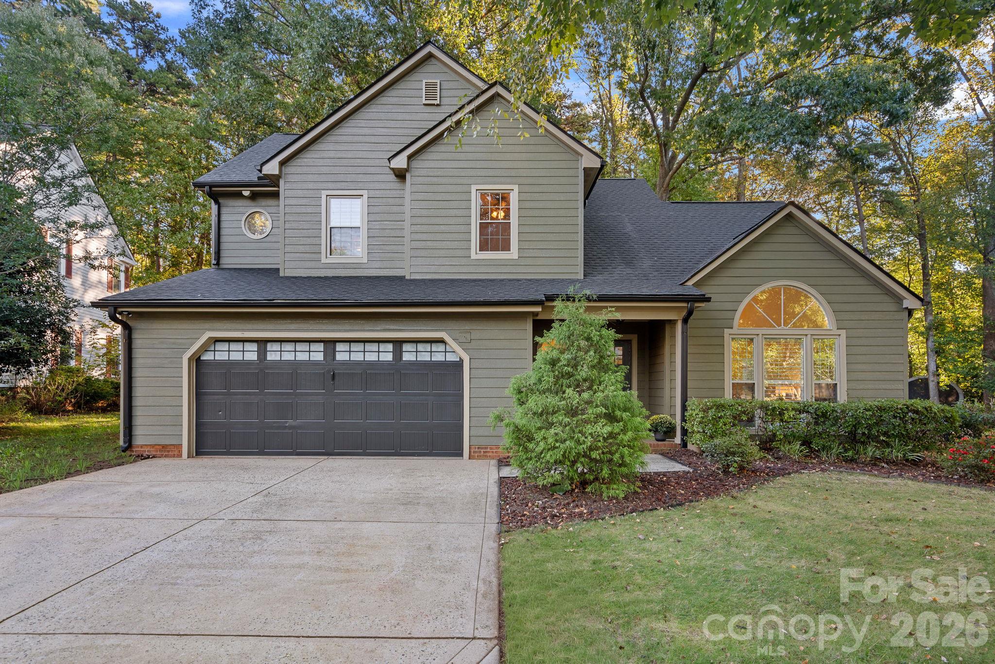 135 Southhaven Dr, Mooresville, NC 28117. property listing photo