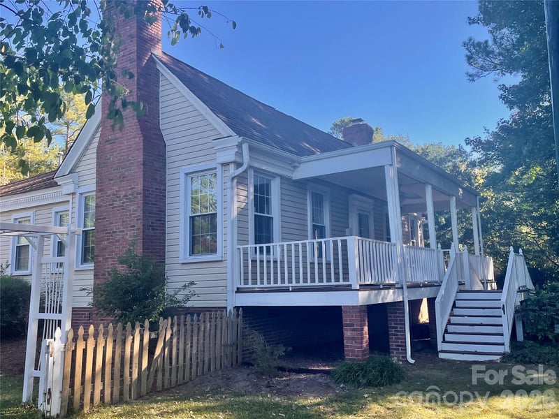 1220 Williams Road, Fort Mill, SC - 2 beds, 2 baths, 2,250 sqft - $530,000