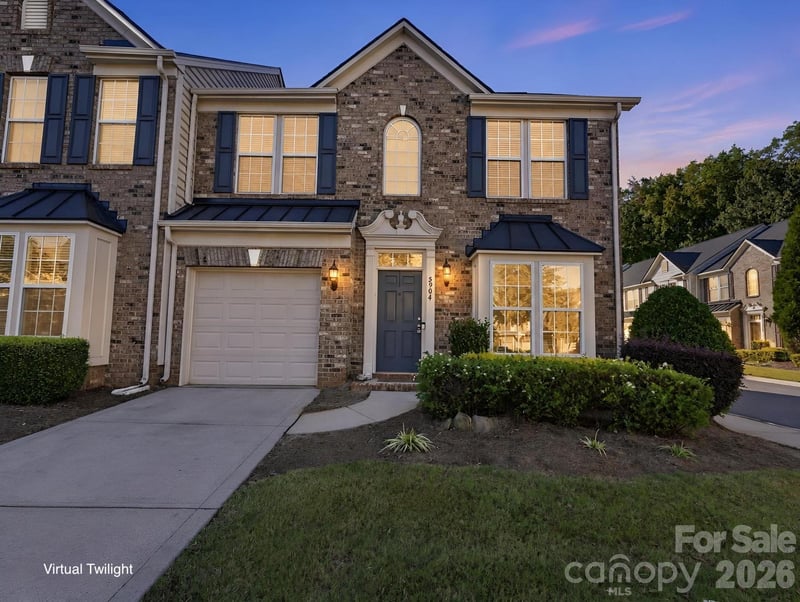 5904 Union Pacific Avenue, Charlotte, NC - 3 beds, 2.5 baths, 1,911 sqft - $440,000