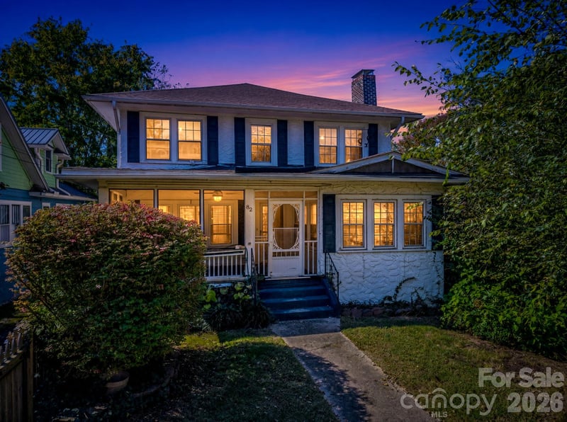 82 Blue Ridge Avenue, Asheville, NC - 5 beds, 2 baths, 2,240 sqft - $525,000