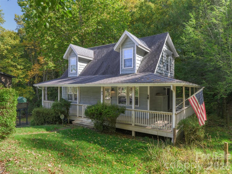 99 Cripple Creek Road, Waynesville, NC - 3 beds, 3 baths, 1,988 sqft - $349,000