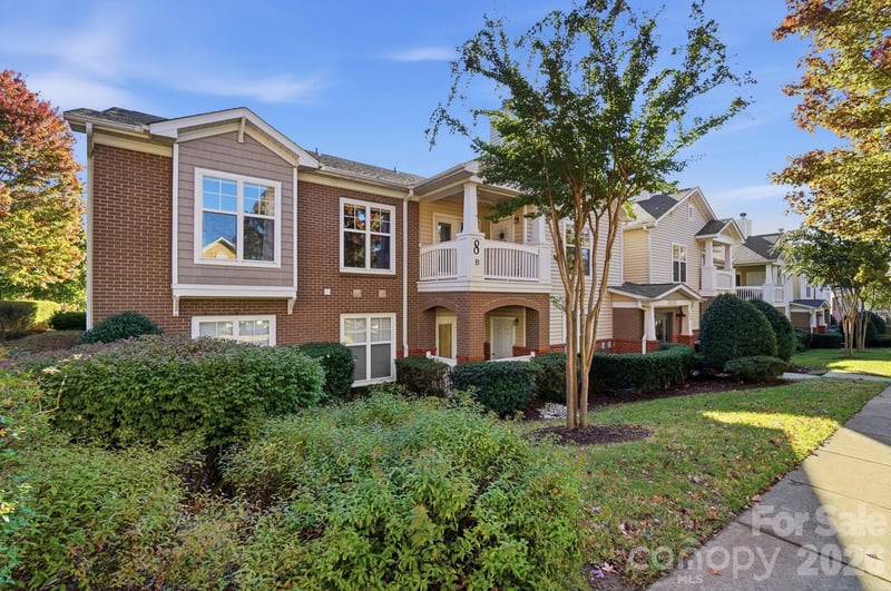 16752 Amberside Road, Cornelius, NC - 2 beds, 2 baths, 1,465 sqft - $300,000