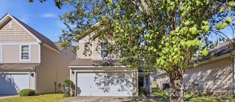 8335 Wallace Glen Drive, Charlotte, NC - 3 beds, 2.5 baths, 1,557 sqft - $295,000