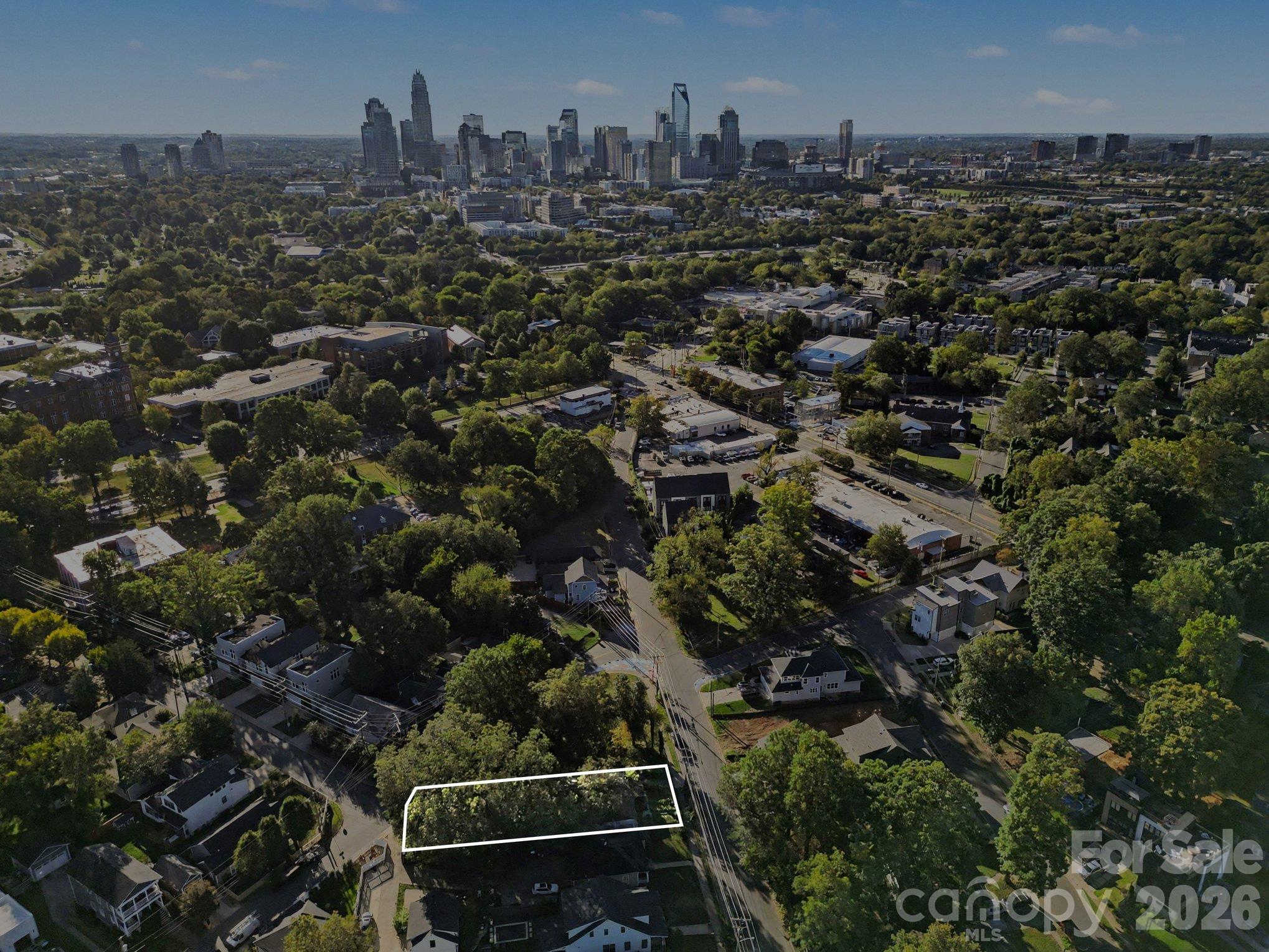 2014 Trade St, Charlotte, NC 28216. property listing photo