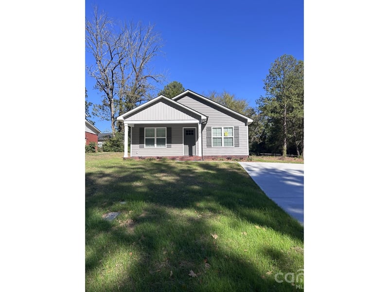 1015 Alabama Street, Kannapolis, NC - 3 beds, 2 baths, 1,332 sqft - $310,000