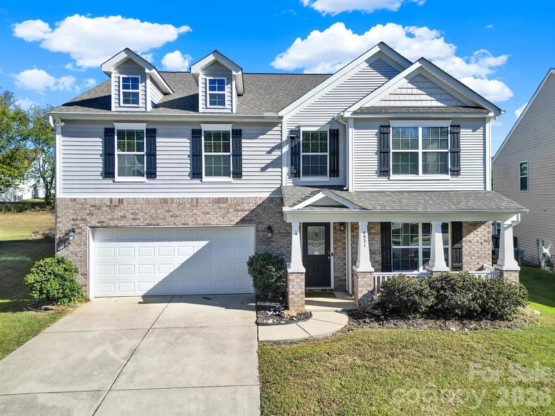 4921 William Caldwell Avenue, Charlotte, NC - 4 beds, 3.5 baths, 3,218 sqft - $425,000