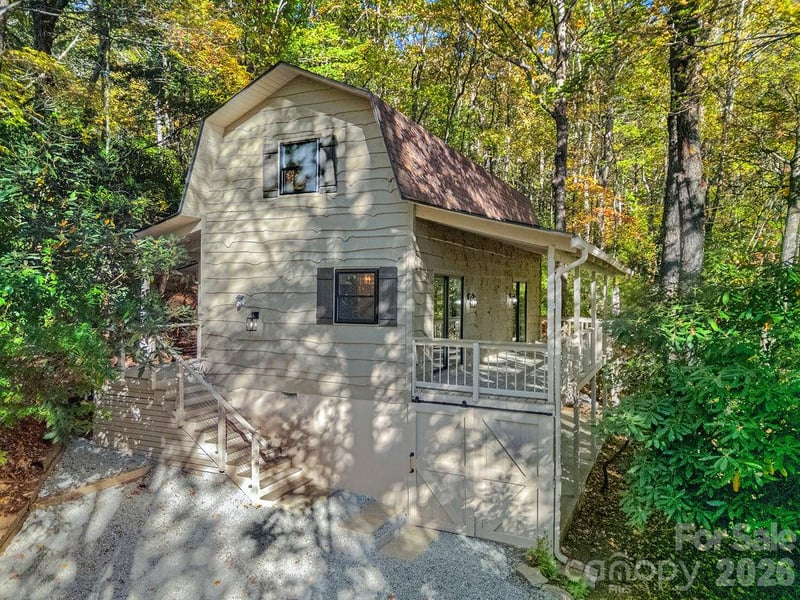 1152 Soquili Drive, Brevard, NC - 3 beds, 2 baths, 1,476 sqft - $592,900