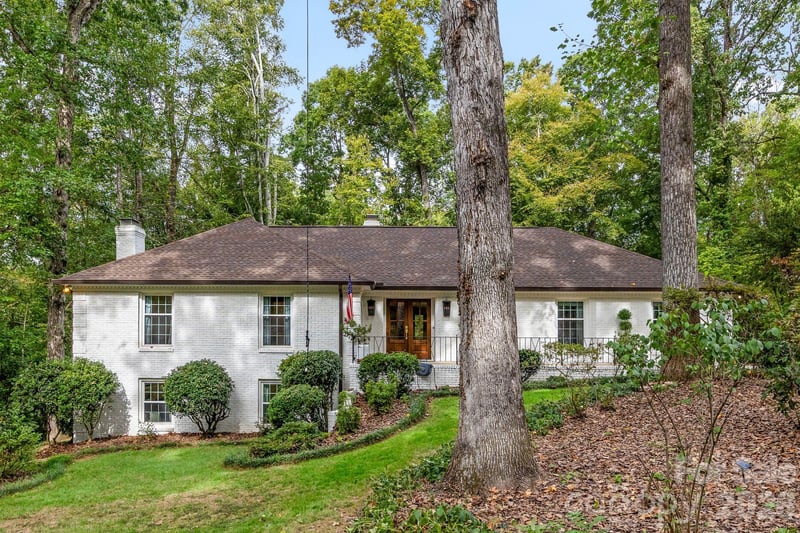 4015 Oldfield Road, Charlotte, NC - 4 beds, 3 baths, 3,033 sqft - $1,400,000