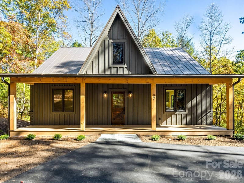 384 Green Hollow Lane, Brevard, NC - 3 beds, 3 baths, 2,587 sqft - $875,000