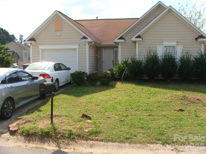 1726 Pamela Lorraine Drive, Charlotte, NC - 3 beds, 2 baths, 1,233 sqft - $290,000