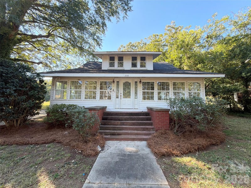208 Elm Street, Marshville, NC - 2 beds, 2 baths, 2,301 sqft - $236,000