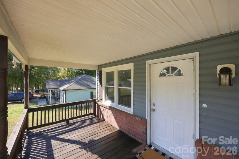 1202 Ridgewood Drive, Concord, NC - 3 beds, 1 bath, 934 sqft - $230,000