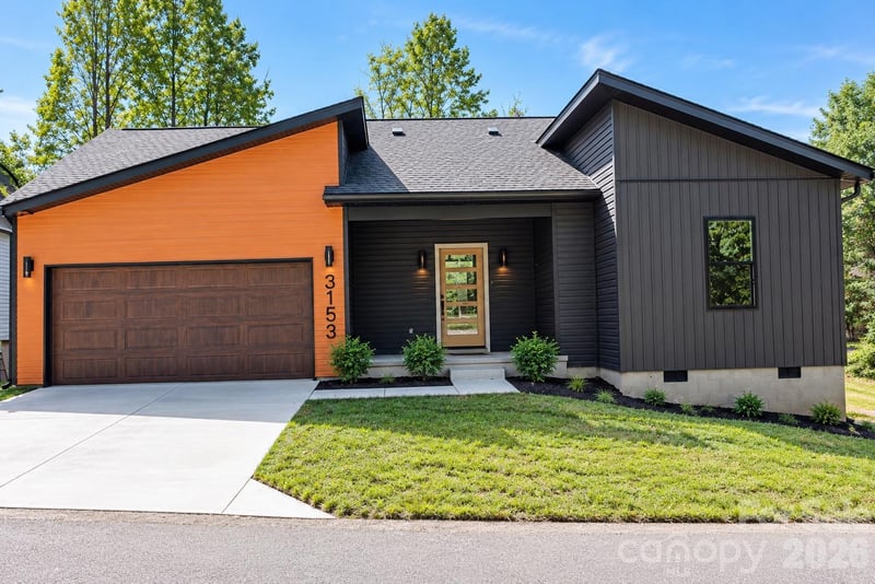 3153 Huffman Street, Claremont, NC - 3 beds, 2 baths, 1,370 sqft - $319,900