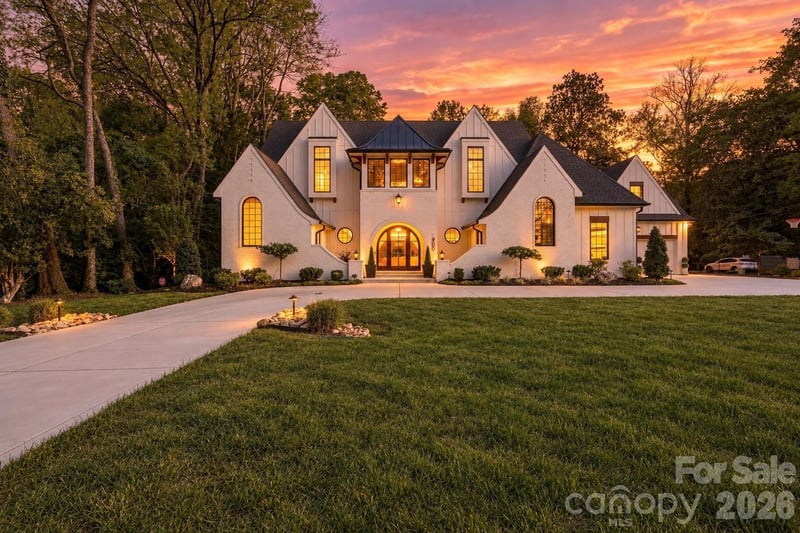 900 Jefferson Drive, Charlotte, NC - 6 beds, 6.5 baths, 5,144 sqft - $3,999,999