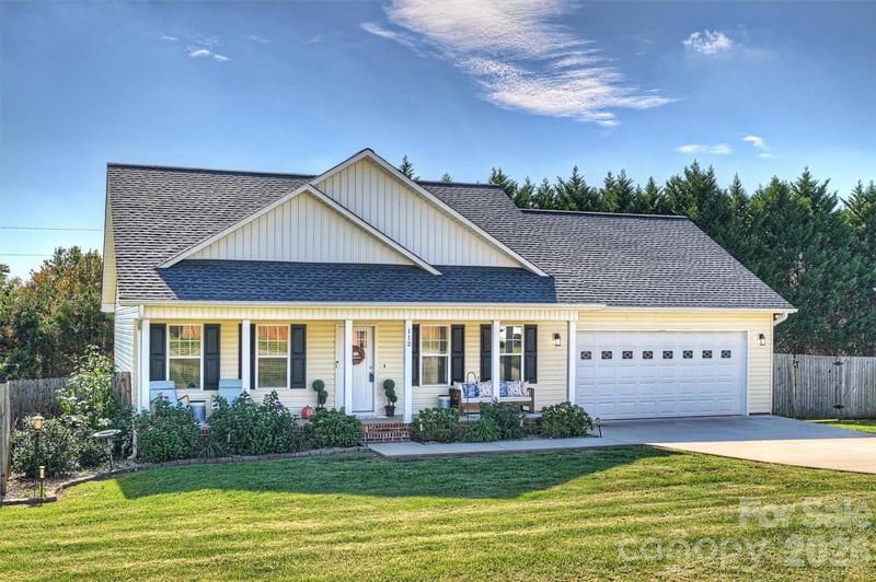 112 Cypress Acres Lane, Statesville, NC - 3 beds, 2 baths, 1,512 sqft - $354,000