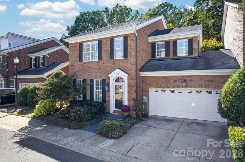 9251 Bonnie Briar Circle, Charlotte, NC - 3 beds, 2.5 baths, 2,117 sqft - $550,000