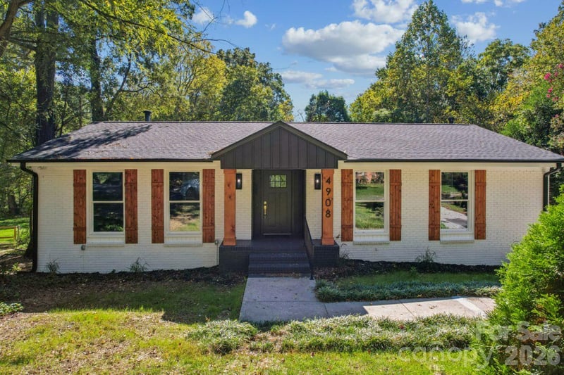 4908 Zephyr Lane, Charlotte, NC - 4 beds, 2 baths, 2,958 sqft - $799,000