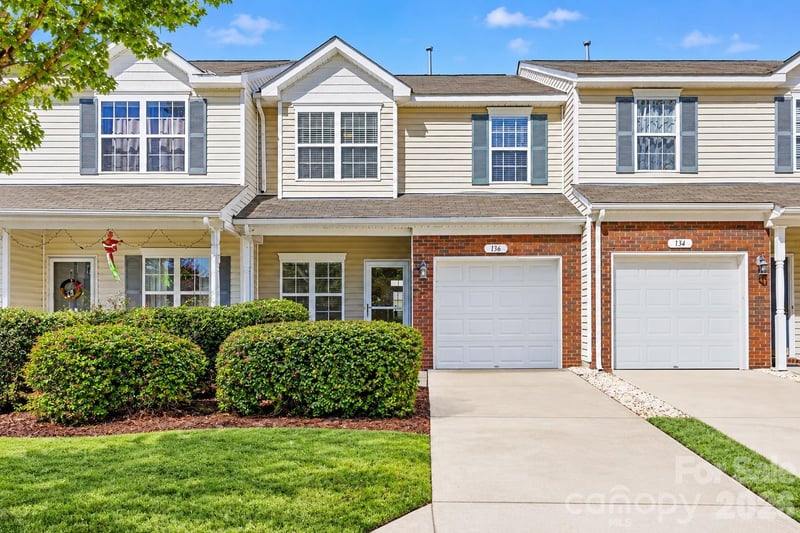 136 Rapids Road, Fort Mill, SC - 2 beds, 2.5 baths, 1,338 sqft - $239,000
