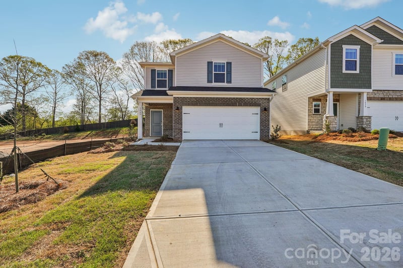 3091 14th Avenue NE, Conover, NC - 3 beds, 2.5 baths, 1,743 sqft - $322,280