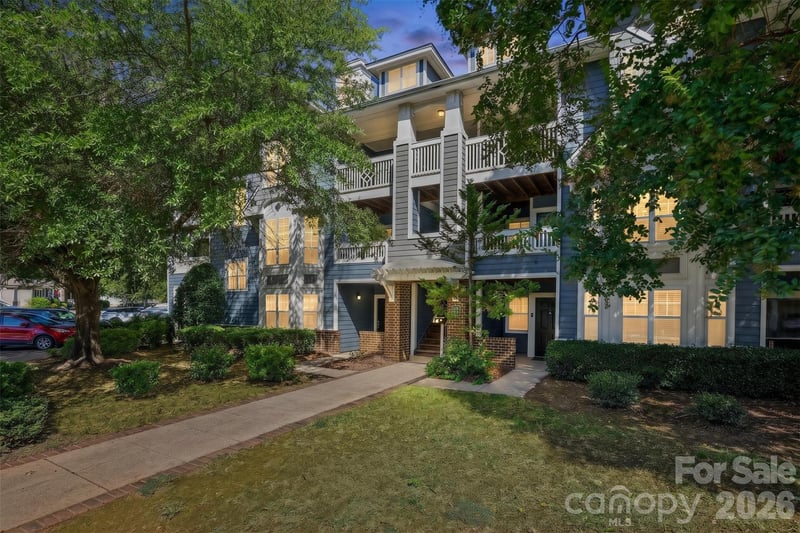525 Olmsted Park Place H, Charlotte, NC - 2 beds, 2 baths, 1,091 sqft - $464,900