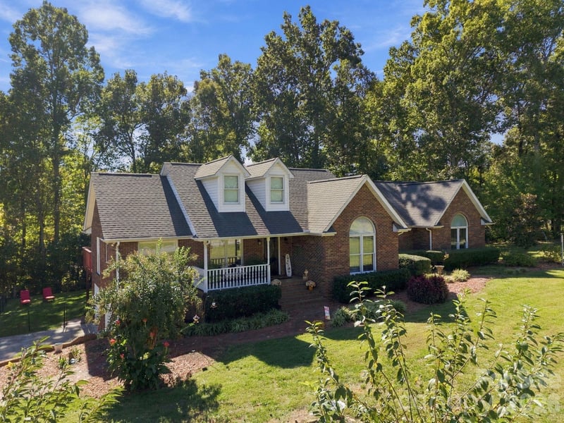 31612 Ameron Circle, Albemarle, NC - 3 beds, 2 baths, 3,307 sqft - $542,000