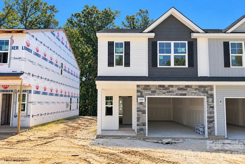 1341 Santee Street, Charlotte, NC - 3 beds, 2.5 baths, 1,551 sqft - $311,542
