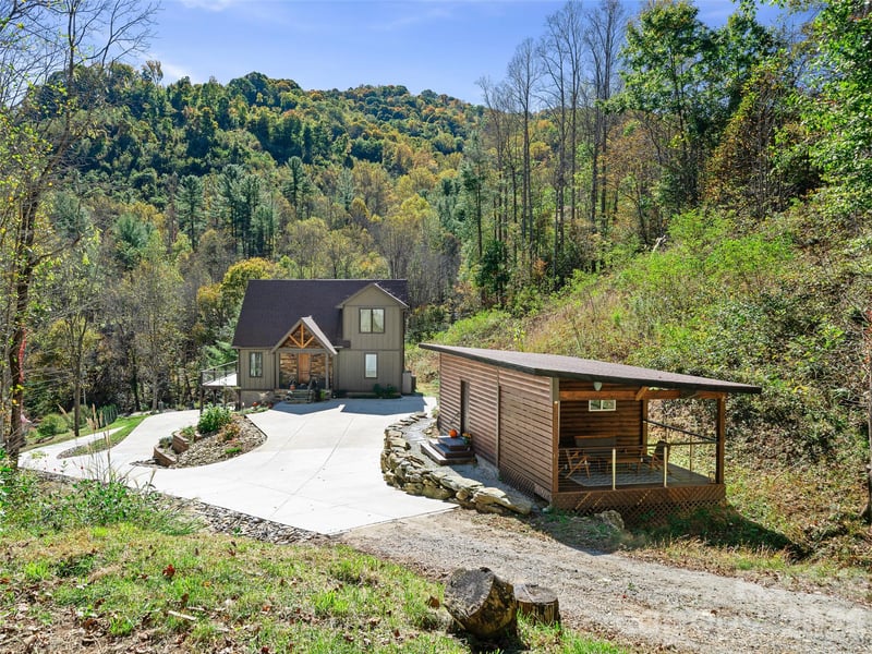 1136 Elk Shoals Creek Road, Burnsville, NC - 3 beds, 4 baths, 3,058 sqft - $1,125,000