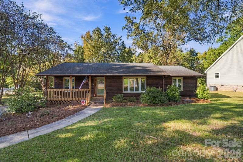 200 Education Lane, York, SC - 3 beds, 2 baths, 1,550 sqft - $299,000