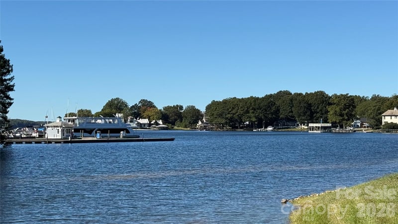 18726 Nautical Drive Apt 103, Cornelius, NC - 3 beds, 2 baths, 1,342 sqft - $530,000