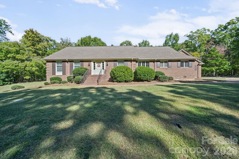 1500 Lee Lynn Road, Albemarle, NC - 4 beds, 3 baths, 4,534 sqft - $775,000