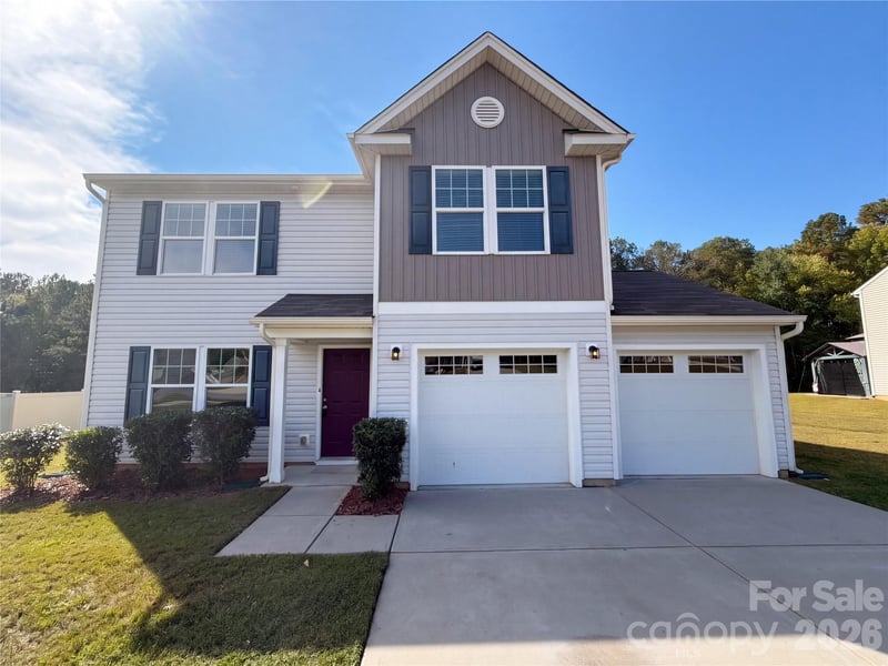 827 Yorkshire Drive, Albemarle, NC - 4 beds, 3 baths, 2,088 sqft - $343,000