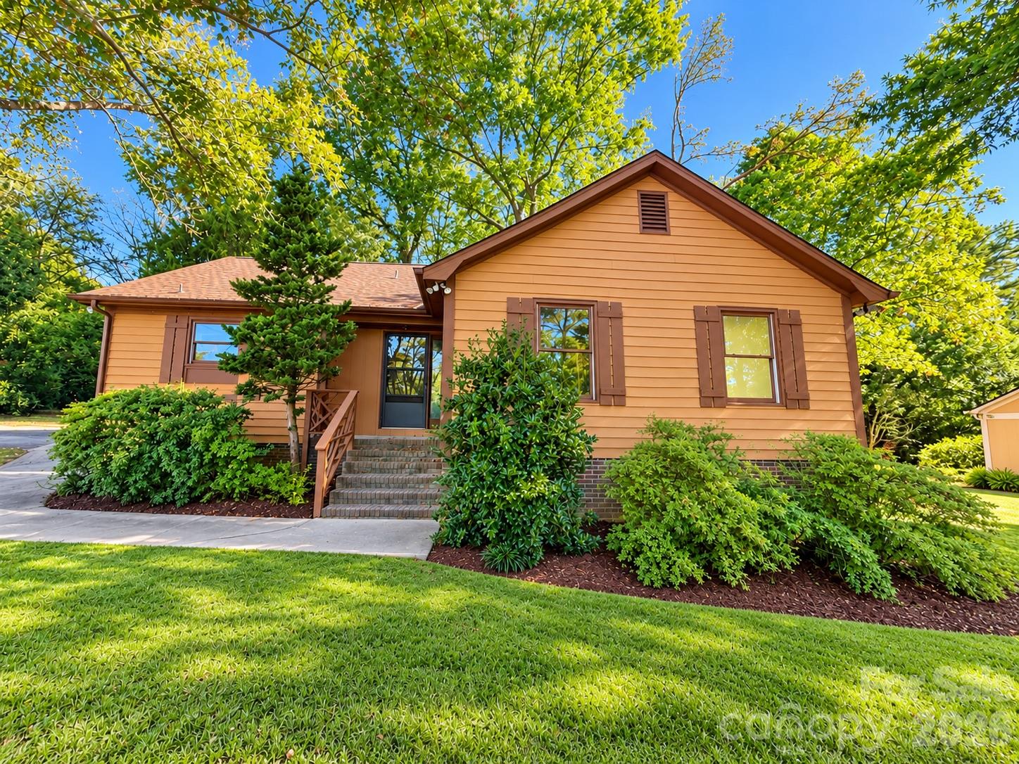 9501 Wood Beam Ct, Mint Hill, NC 28227. property listing photo