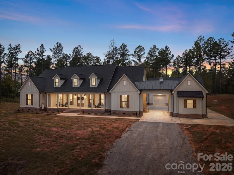 2137 Overbrook Road, Kershaw, SC - 5 beds, 4.5 baths, 3,302 sqft - $1,999,999