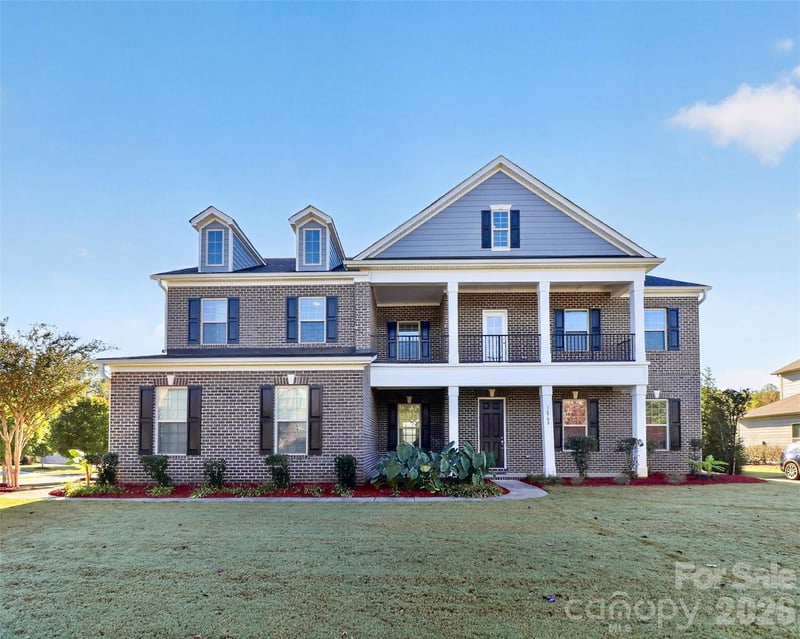 16708 Monocacy Boulevard, Huntersville, NC - 6 beds, 5.5 baths, 4,790 sqft - $980,000